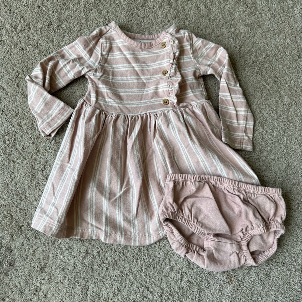 Girls Carters dress 9 mths